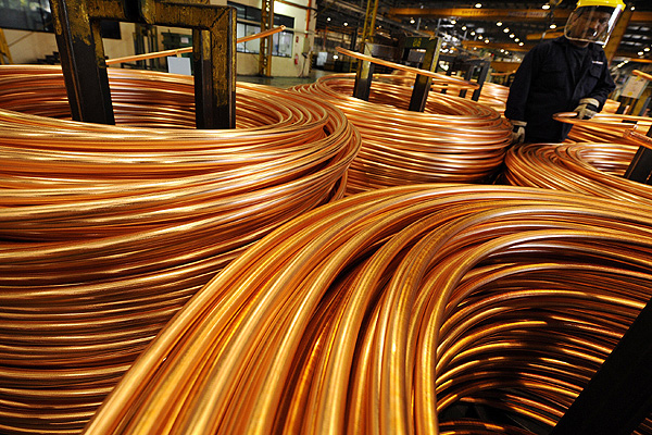 Perú supera por primera vez a Chile en exportación de concentrados de cobre a China