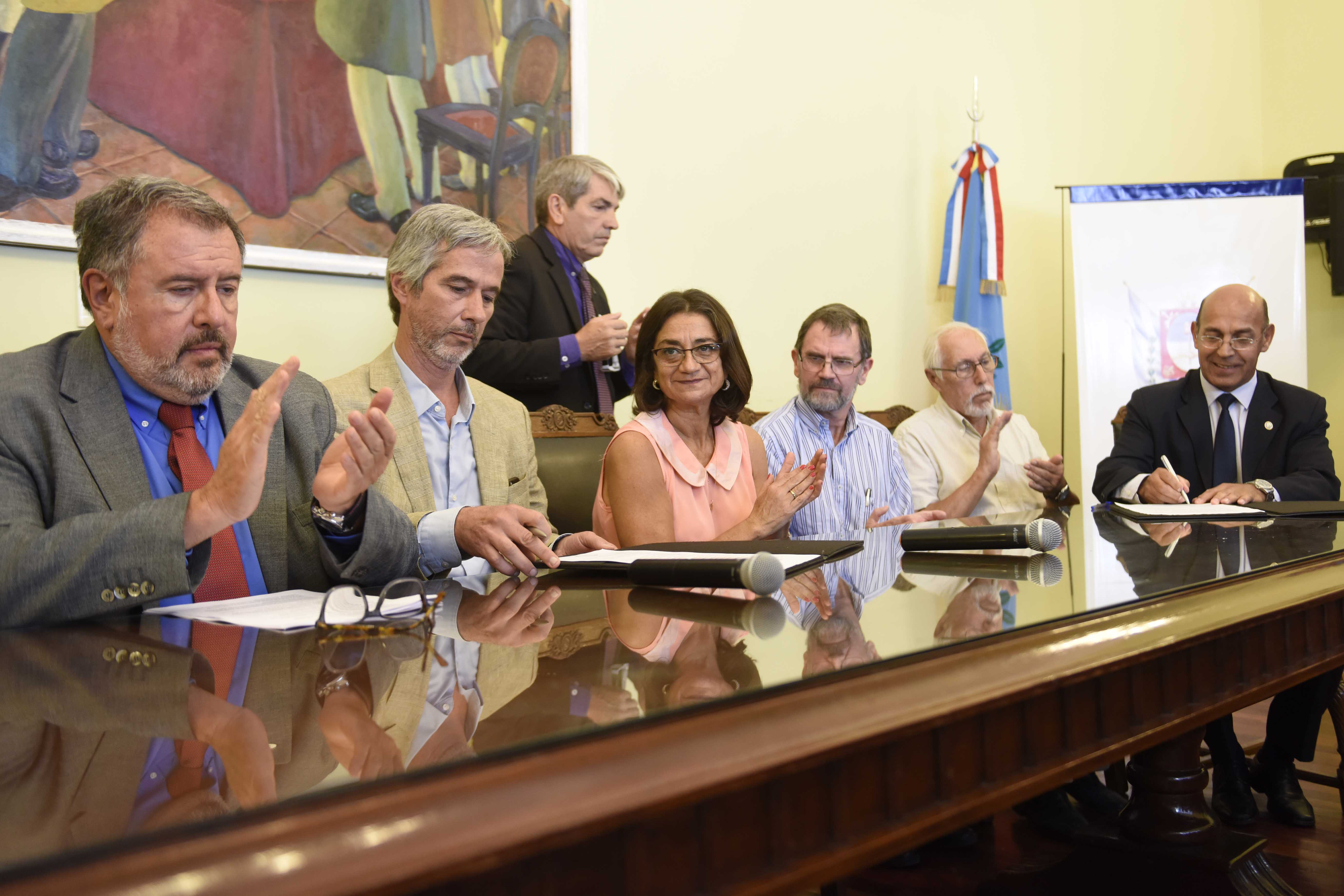 YMAD firmó importantes convenios con CAMYEN
