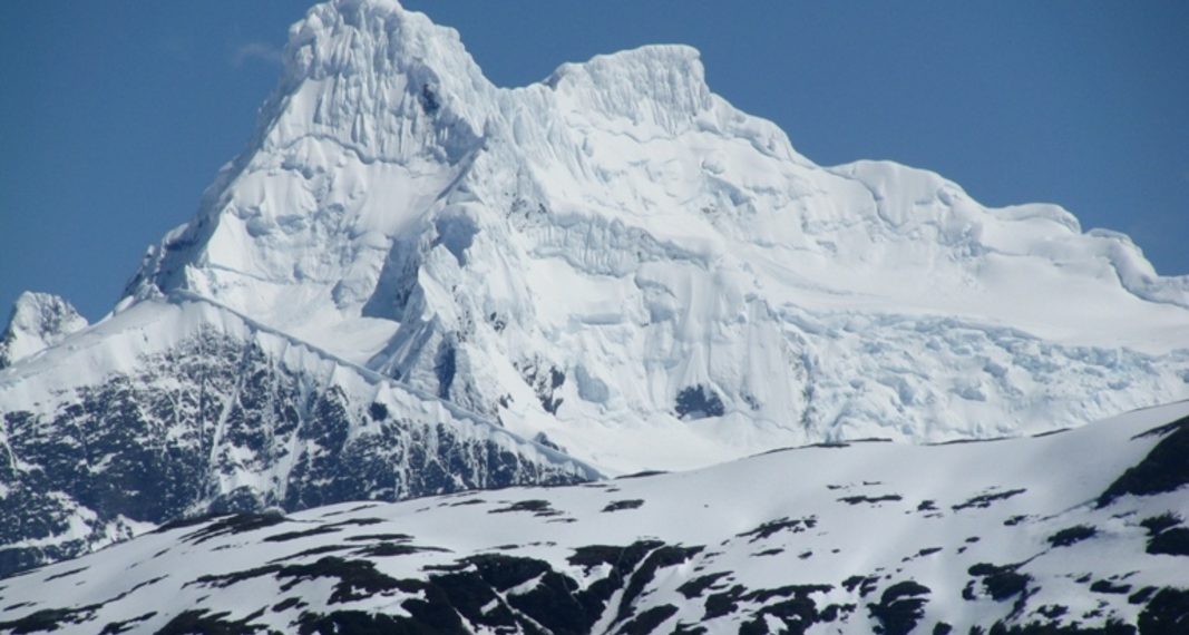 Chile: el retiro de la ley de glaciares genera disputa entre varios sectores