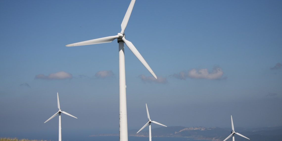 Se firmaron 5 nuevos contratos de energías renovables por 210 MW