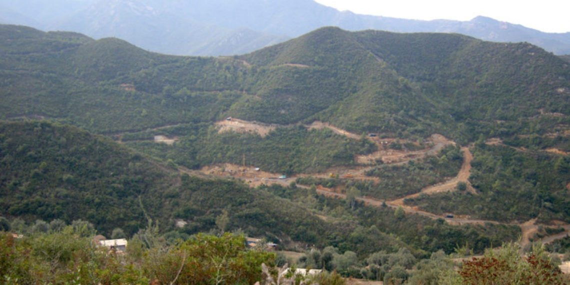 Minera australiana alinea importante proyecto de zinc en Argelia