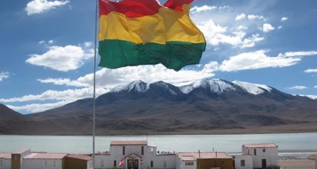 Bolivia producirá al año hasta 400.000 baterías de litio en alianza con empresa alemana