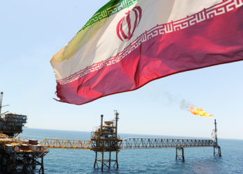 China desafía a Estados Unidos y compra más petróleo a Irán