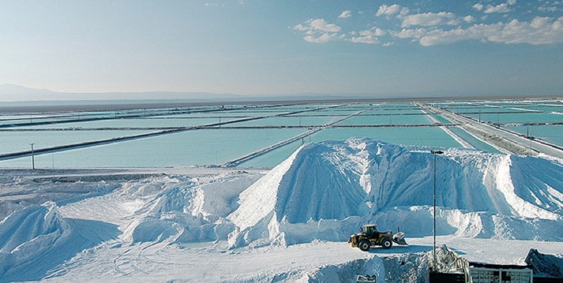 SQM prevé que precio del litio podría caer hasta 10% por mayor oferta en Australia