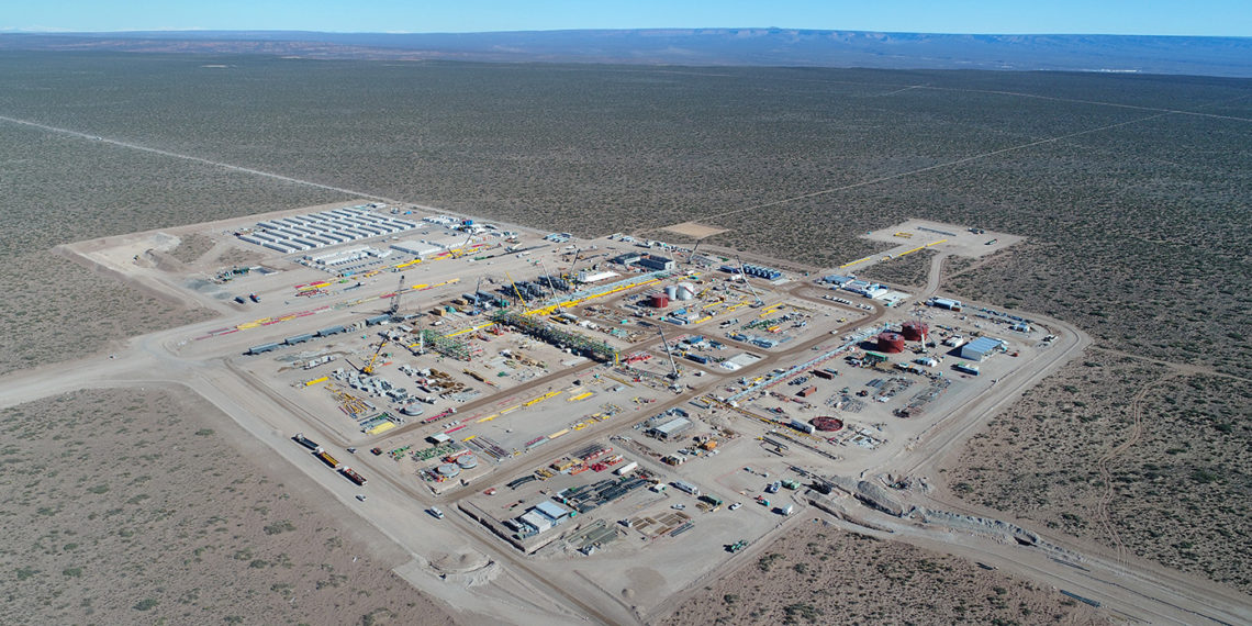 Hay más producción de gas, pero menos demanda local