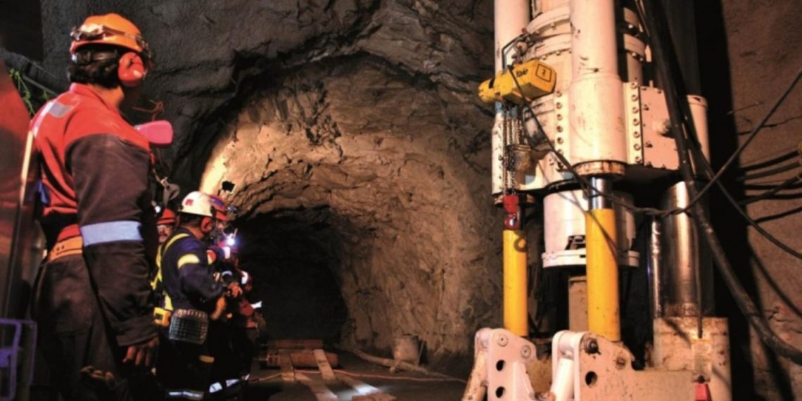 Minera mexicana forma una inversión estratégica con una compañía canadiense