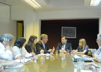 Salta articula con empresas mineras la concreción de un proyecto hídrico