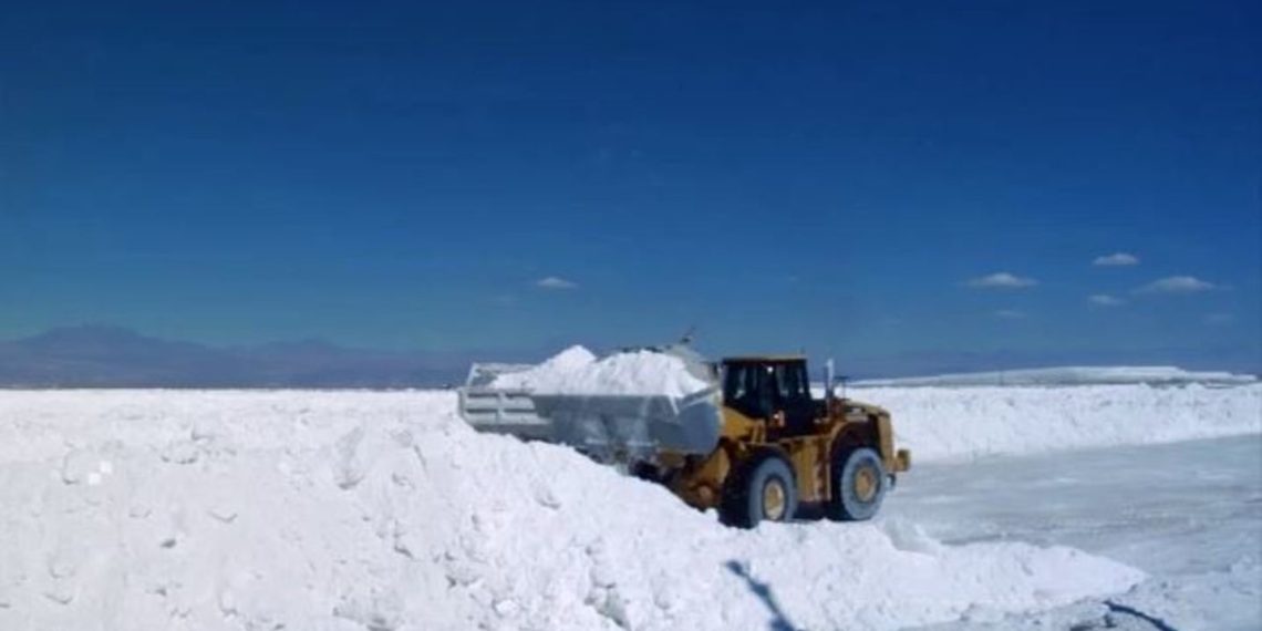 Chile: Proyectos para elevar producción de litio superan los US$1.000 millones