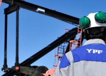 Tierra del Fuego convoca a una sesión especial para tratar una unión de áreas a YPF