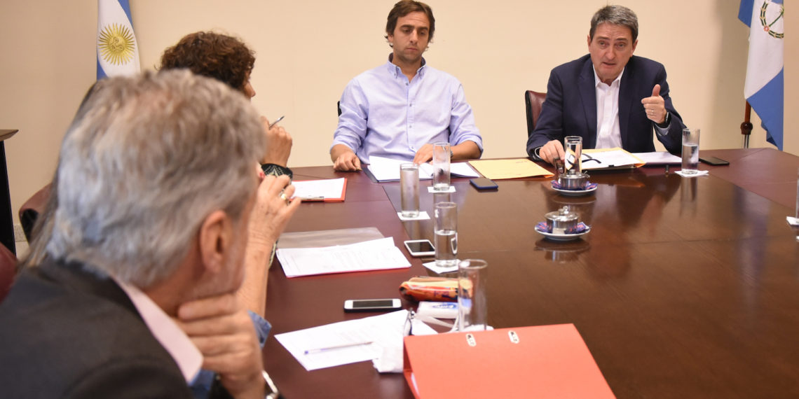 Invitan a Cámaras de empresas de servicio petroleros por la Ley de Compre Neuquino