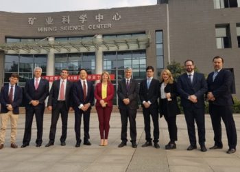La Argentina muestra su potencial exportador al mundo minero en China