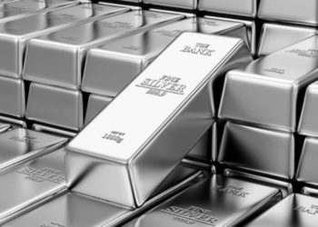 La producción minera de plata crecerá un 1,6% en 2018 y la inversión global caerá un 3%