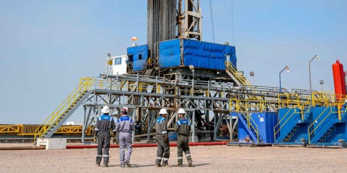 YPF proyecta pasar 9 bloques a desarrollo masivo en los próximos cinco años
