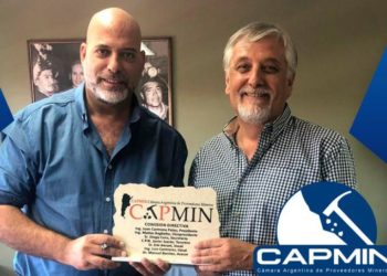 CAPMIN distinguió a Rodolfo Micone