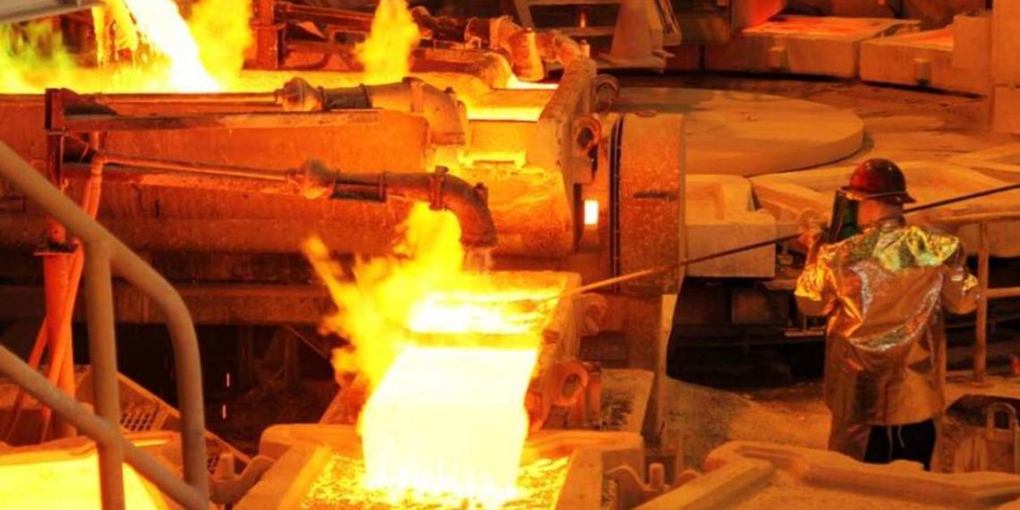 Cobre toca máximo de 7 meses por expectativas comercio y menores inventarios