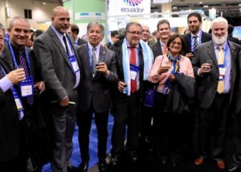 Lucía Corpacci en la Feria Internacional Minera de Toronto