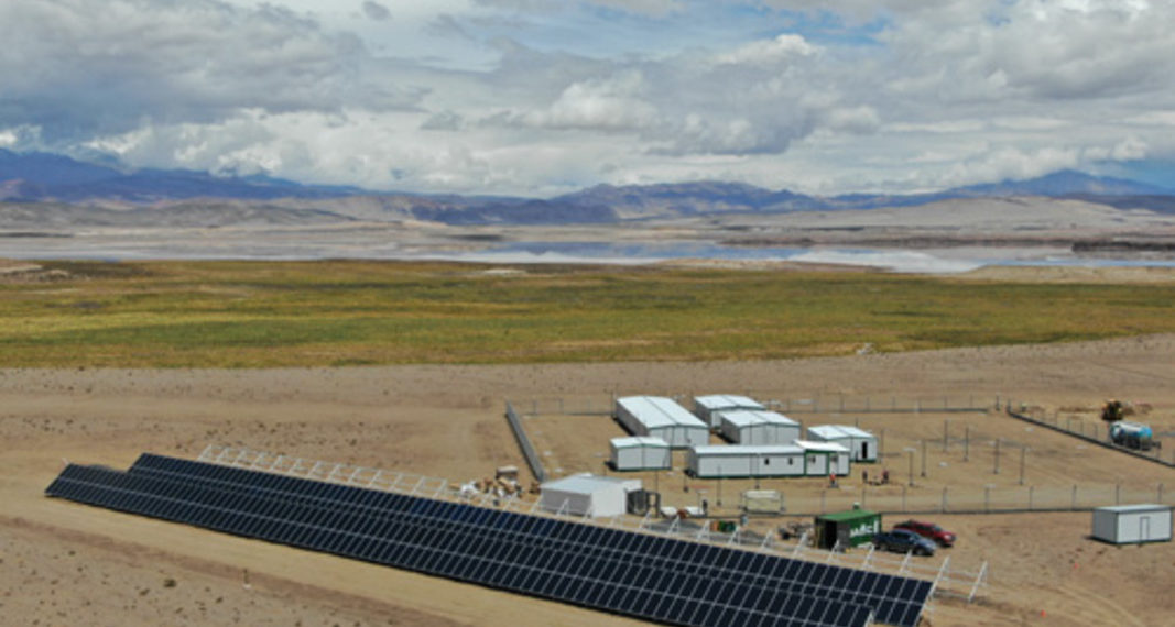 Millennial pone en marcha su parque de energías renovables en su proyecto de litio en Salta