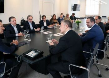 Tres mineras se unen para desarrollar proyecto en Catamarca