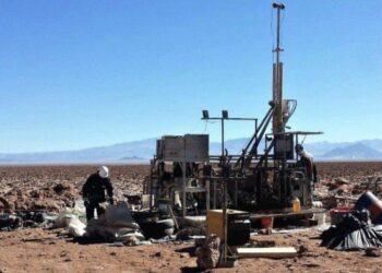Lake Resources suscribe acciones para avanzar con sus proyectos de litio