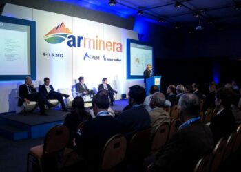 CAEM mantuvo reuniones con la secretaría de Minería para coordinar contenidos de la nueva edición de Arminera