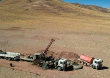 E2 Metals Limited explotará minas de oro y plata en Santa Cruz