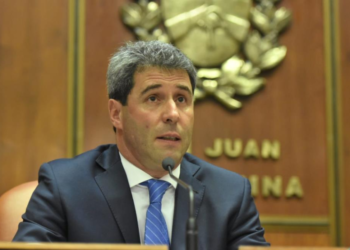 San Juan propondrá un proyecto de Ley para el cierre de minas