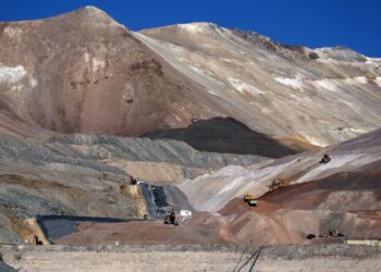 Veladero: el primer lote de mercurio ya llegó a Chile y quedan tres
