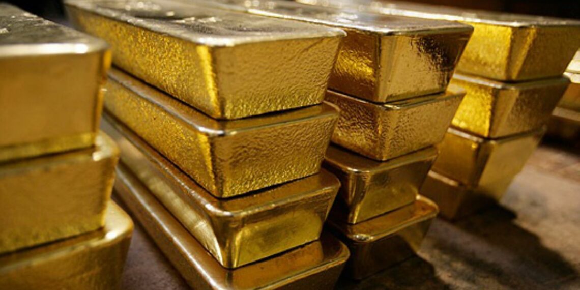 Producción de oro cae entre las principales mineras