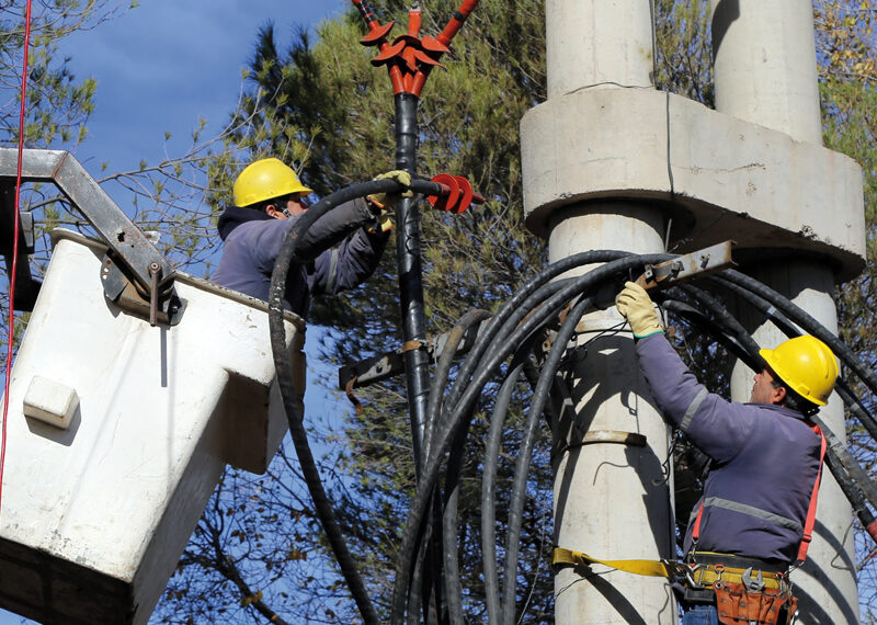Edenor invirtió $ 17.000 millones y redujo un 25% los cortes