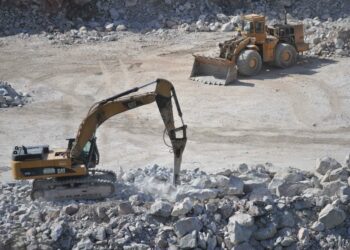 Dos empresas implementan un sistema automatizado para monitorear vehículos mineros en canteras