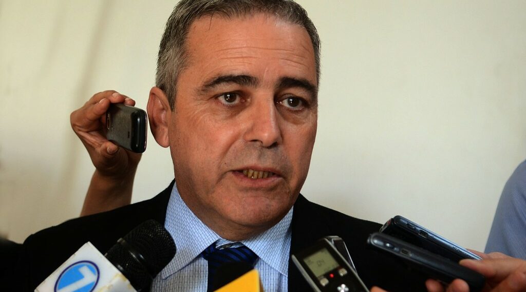 Chubut: Para Touriñán: «El tema de discusión no es la minería sino los controles»