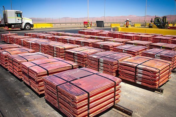 Minería de cobre en Chile analiza reducir producción ante emergencia por coronavirus
