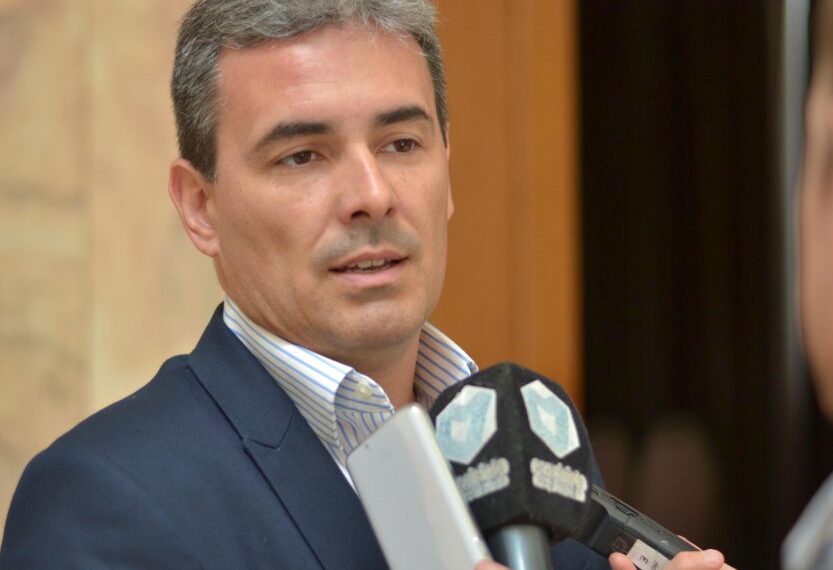 Cerdá sobre la minería en Chubut: «debemos discutir y mejorar la matriz productiva»