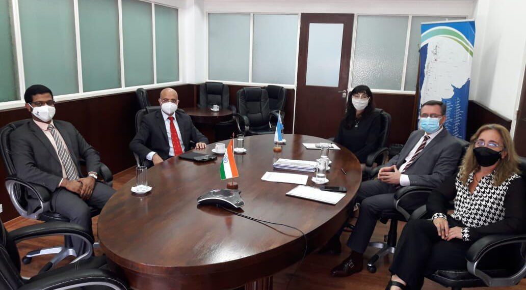 Argentina explora inversiones en el sector minero con India