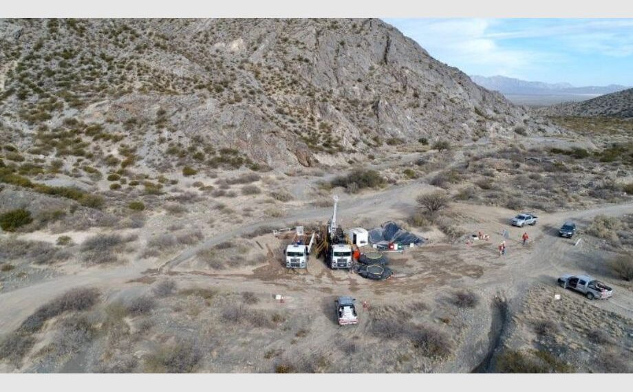 Identifican nueva zona de mineralización que amplía un 50% el rumbo de Hualilán