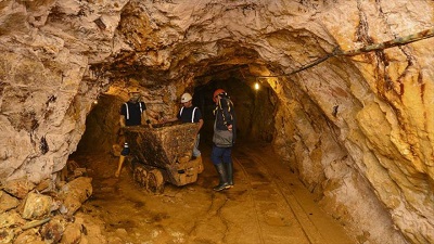 Informaron excelentes recursos de oro del yacimiento de Cacharposa en Ecuador