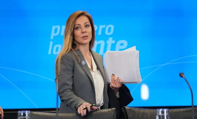 Royón aseguró que el motivo de su despido fue la traición de Sáenz a Milei