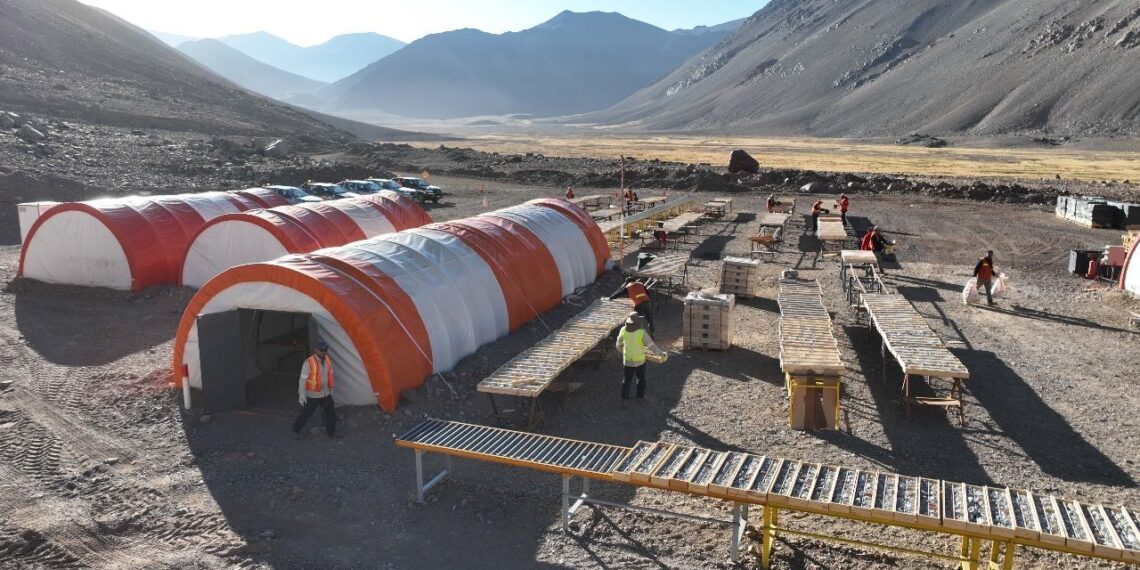 Anglo rechaza la solicitud de BHP para ampliar el plazo de negociación