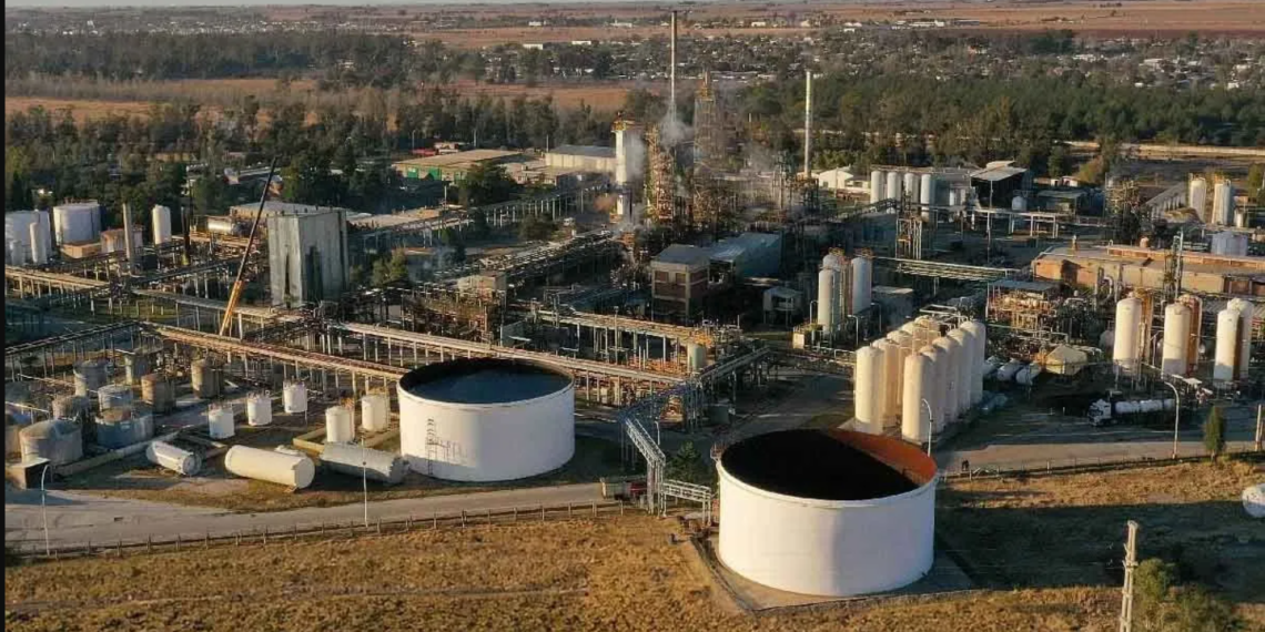 Cierre de una petroquímica en San Juan complica a Fabricaciones Militares