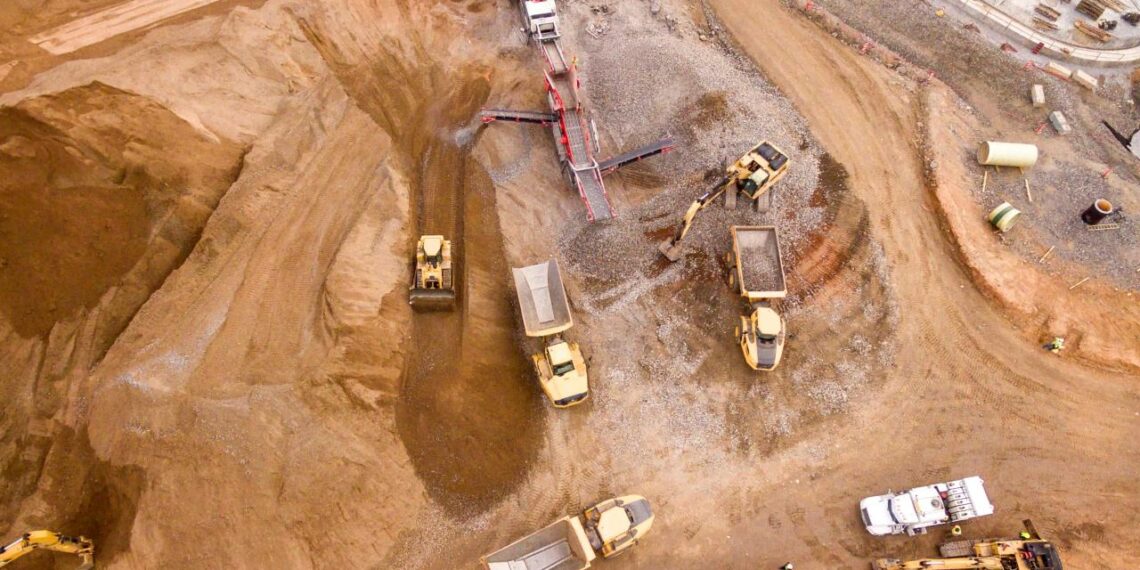 Aprueban en México una ley que incrementa cobro de derechos en minería