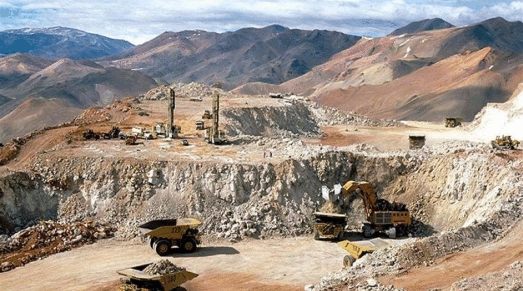 San Juan fue sede del “IV Seminario para la Mejora de la Competitividad del Transporte de Carga Carretero en el Comercio Internacional y la Minería”