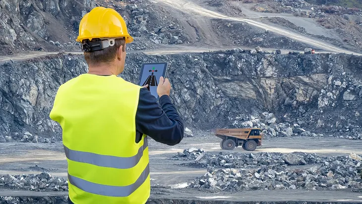 Minería en Brasil apuesta por IA para fortalecer la seguridad de las presas de relaves