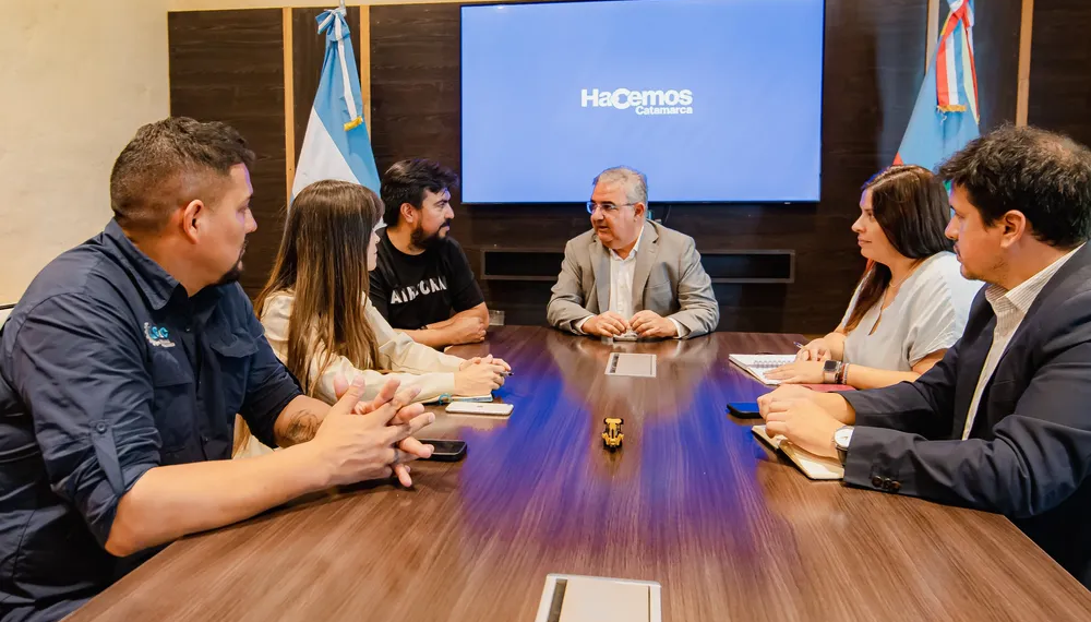 Jalil impulsa la participación de empresas locales en proyectos mineros de Catamarca