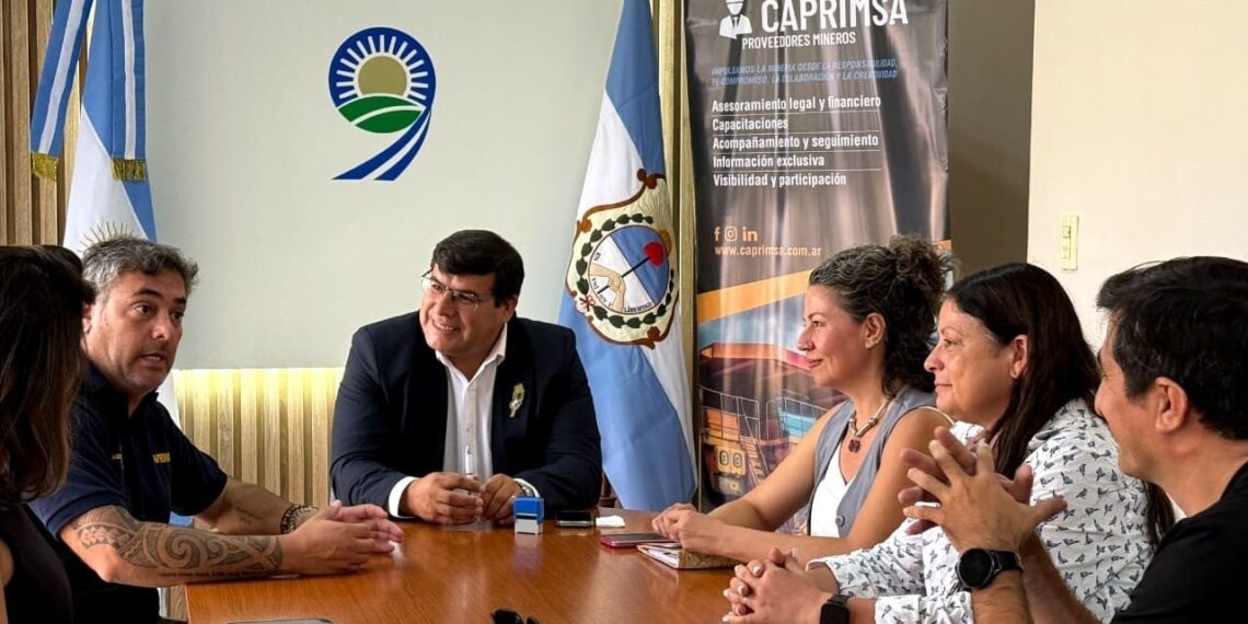San Juan: El municipio de 9 de Julio y Caprimsa firman un convenio clave para el desarrollo minero