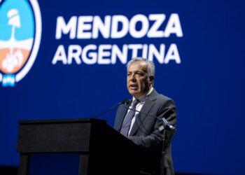 Alfredo Cornejo inaugura Andean Capital Forum y posiciona a Mendoza como hub financiero minero de la región andina