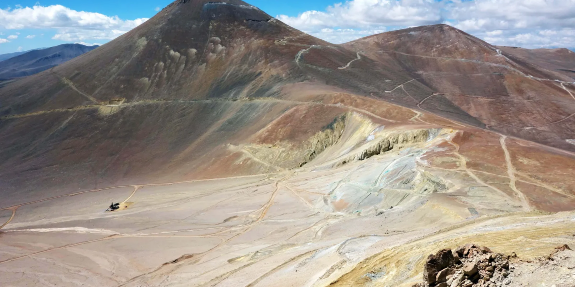 Mogotes Metals reporta descubrimiento de cobre y oro de alta ley en el proyecto Filo Sur en San Juan
