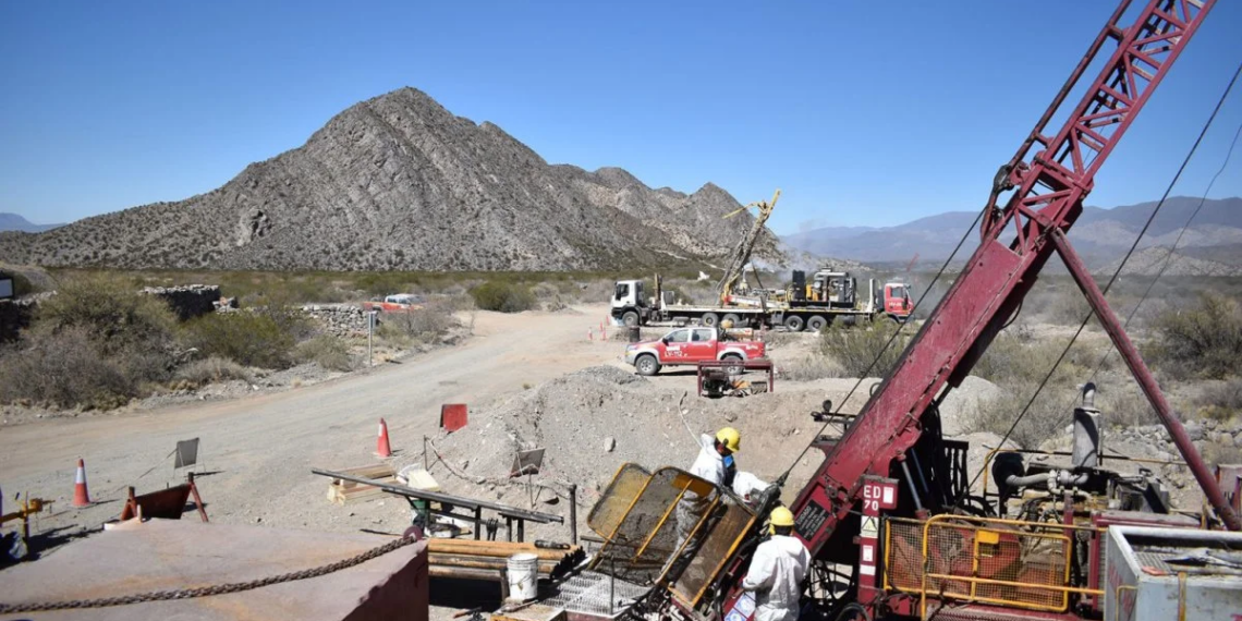 Minería de oro en San Juan: Challenger Gold valida viabilidad de Hualilán