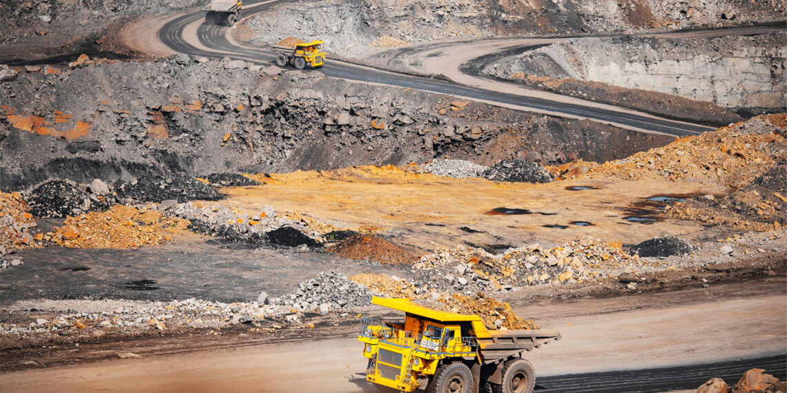 Gobierno argentino modifica por decreto el régimen de inversiones mineras