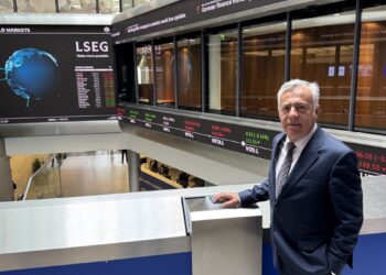 Mendoza: Alfredo Cornejo presentó proyectos de cobre ante la Bolsa de Londres