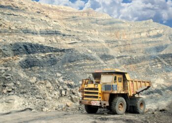 Minería en Chile: advierten riesgo de perder ciclo del cobre por rezago tecnológico